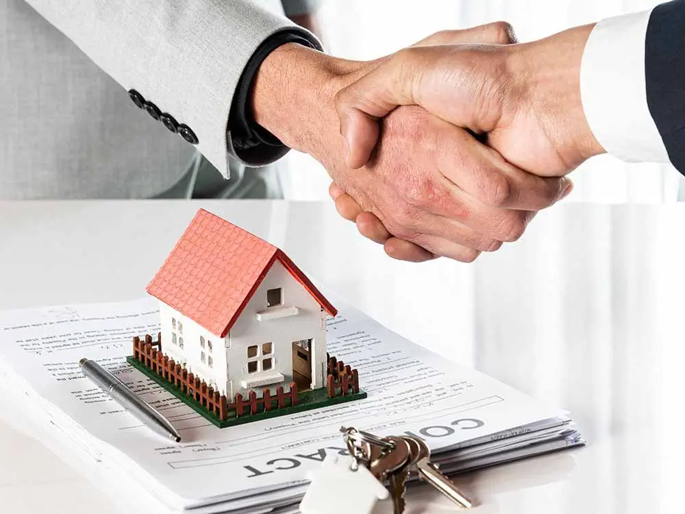 photography by luxury home imaging